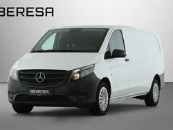 Arktikweiß Gebraucht 2023 Mercedes Vito Van / Kleinbus | 32.582 € (Guter Preis)