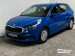 Blau Gebraucht 2022 Skoda Fabia Ambition Limousine | 14.880 € (Fairer Preis)
