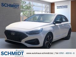 Weiss Gebraucht 2024 Hyundai i30 Advantage Limousine | 20.990 € (Fairer Preis)