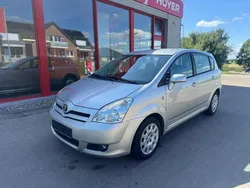 Silber Gebraucht 2006 Toyota Corolla Verso Sol Van / Kleinbus | 3.699 € (Fairer Preis)