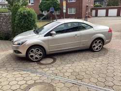 Silber Gebraucht 2010 Ford Focus Cabriolet Titanium Cabrio | 5.500 € (Fairer Preis)