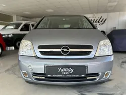 Silber Gebraucht 2005 Opel Meriva Edition Van / Kleinbus | 2.222 € (Fairer Preis)