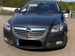 Grau Gebraucht 2009 Opel Insignia Selection Limousine | 3.700 € (Guter Preis)