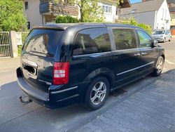 Schwarz Gebraucht 2008 Chrysler Grand Voyager Limited Van / Kleinbus | 3.300 € (Etwas zu teuer)