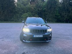 Grau Gebraucht 2020 Jeep Grand Cherokee Trailhawk SUV | 29.900 € (Guter Preis)