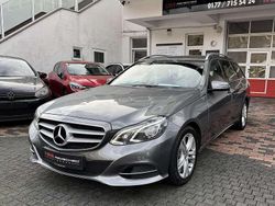 Grau Gebraucht 2016 Mercedes E220 Avantgarde Kombi | 11.890 € (Fairer Preis)