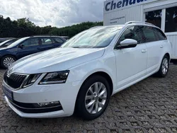 Weiß Gebraucht 2019 Skoda Octavia Style Kombi | 14.990 € (Guter Preis)