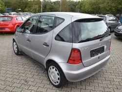 Grau Gebraucht 1999 Mercedes A170 Avantgarde Kleinwagen | 2.195 € (Etwas zu teuer)