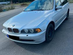 Silber Gebraucht 2001 BMW 520 Kombi | 2.200 € (Guter Preis)