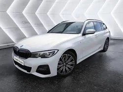 Weiß Gebraucht 2022 BMW 330 M Sport Kombi | 37.900 € (Fairer Preis)
