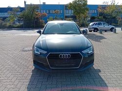 Grau Gebraucht 2018 Audi A4 Basis Kombi | 12.190 € (Fairer Preis)
