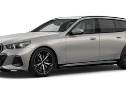 Grau Gebraucht 2025 BMW 520 Comfort Edition Kombi | 61.603 € (Etwas zu teuer)