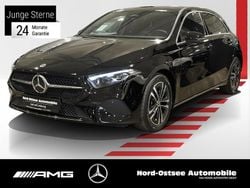 Unilack nachtschwarz Gebraucht 2024 Mercedes A200 Progressive Limousine | 29.990 € (Fairer Preis)
