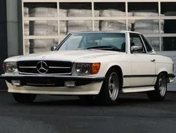 Weiß Gebraucht 1985 Mercedes SL500 AMG Cabrio | 39.950 €