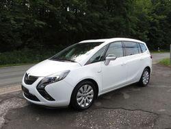 Weiß Gebraucht 2016 Opel Zafira Tourer Innovation Van / Kleinbus | 13.999 € (Teuer)
