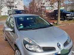 Gebraucht 2005 Renault Clio II Privilege Limousine | 1.990 € (Fairer Preis)