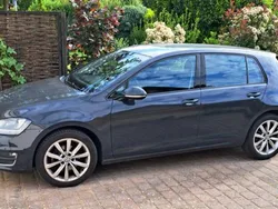 Grau Gebraucht 2014 VW Golf VII Highline Limousine | 10.000 € (Guter Preis)