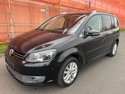 Schwarz Gebraucht 2011 VW Touran Style Van / Kleinbus | 4.699 € (Fairer Preis)