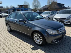 Grau Gebraucht 2009 Mercedes C200 Limousine | 4.790 € (Fairer Preis)