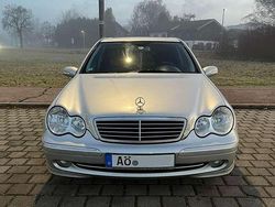 Gebraucht 2001 Mercedes C180 Avantgarde Limousine | 2.600 € (Fairer Preis)