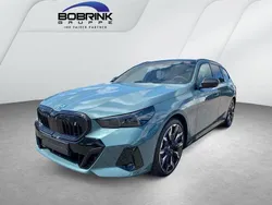Grün Neu 2025 BMW i5 M Sport Limousine | 84.500 €