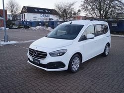 Weiß Gebraucht 2023 Mercedes 180 Premium Limousine | 25.500 € (Guter Preis)
