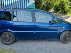 Blau Gebraucht 2005 Opel Zafira OPC Van / Kleinbus | 4.175 € (Fairer Preis)