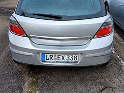 Silber Gebraucht 2008 Opel Astra Limousine | 1.600 € (Fairer Preis)