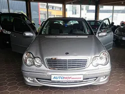 Silber Gebraucht 2005 Mercedes C200 Limousine | 4.500 € (Fairer Preis)