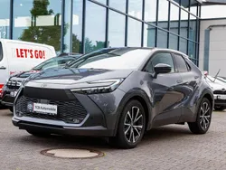 Grau Gebraucht 2024 Toyota C-HR Team SUV | 28.889 € (Fairer Preis)