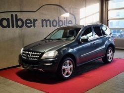 Grau Gebraucht 2011 Mercedes ML350 Sport SUV | 12.990 € (Guter Preis)