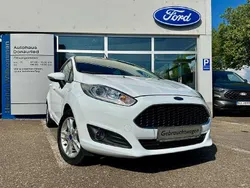 Frostweiß Gebraucht 2016 Ford Fiesta Celebration Kleinwagen | 9.990 € (Teuer)