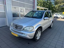 Brillantsilber metalliclack Gebraucht 2003 Mercedes ML400 AMG SUV | 8.790 €