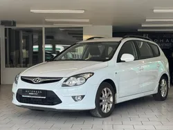 Schwarz Gebraucht 2012 Hyundai i30 Kombi | 349 €
