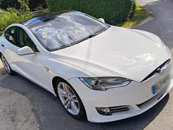 Weiß Gebraucht 2015 Tesla Model S Performance Limousine | 24.500 € (Guter Preis)