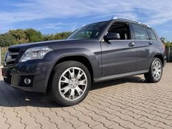 Grau Gebraucht 2010 Mercedes GLK220 SUV | 15.999 € (Fairer Preis)