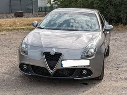 Grau Gebraucht 2018 Alfa Romeo Giulietta Super Kleinwagen | 12.450 € (Guter Preis)