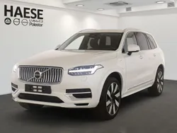 Crystal white / metallic Gebraucht 2024 Volvo XC90 Ultra SUV | 61.900 € (Guter Preis)
