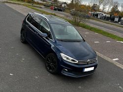 Blau Gebraucht 2019 VW Touran Highline Van / Kleinbus | 20.250 € (Superpreis)