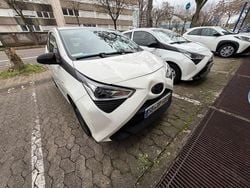 Weiß Gebraucht 2020 Toyota Aygo Kleinwagen | 6.400 € (Guter Preis)