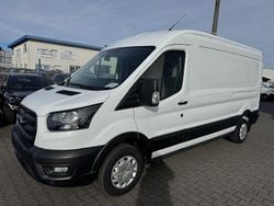 Frostweiß Gebraucht 2023 Ford Transit Trend Van / Kleinbus | 21.650 € (Superpreis)