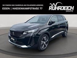Lackierung schwarz perla nera/ (metallic) Gebraucht 2023 Peugeot 5008 GTi Van / Kleinbus | 33.490 € (Teuer)