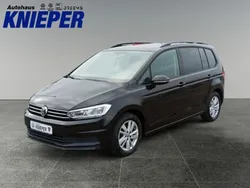 Schwarz Gebraucht 2020 VW Touran Comfortline Van / Kleinbus | 20.950 € (Fairer Preis)
