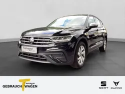 Schwarz Gebraucht 2024 VW Tiguan Allspace Life SUV | 34.430 € (Guter Preis)