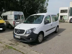 Weiß Gebraucht 2018 Mercedes Citan 109 Van / Kleinbus | 10.790 € (Etwas zu teuer)