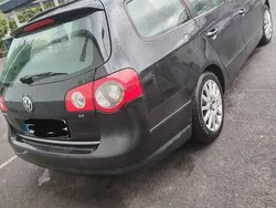 Schwarz Gebraucht 2006 VW Passat Kombi | 2.600 € (Fairer Preis)