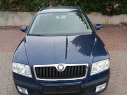 Blau Gebraucht 2008 Skoda Octavia Team Edition Kombi | 3.950 € (Teuer)