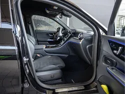 Schwarz / obsidianschwarz Gebraucht 2025 Mercedes GLC200 AMG line SUV | 57.900 € (Etwas zu teuer)