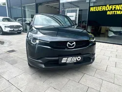 Schwarz Gebraucht 2021 Mazda MX30 Ad'Vantage SUV | 13.990 € (Guter Preis)