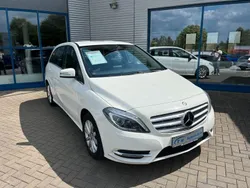 Calcitweiss unilack Gebraucht 2014 Mercedes B180 Van / Kleinbus | 9.950 € (Fairer Preis)